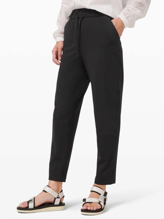 lululemon athletica Pants - Lululemon Keep Moving Pant *7/8 High Rise  Black Size 2